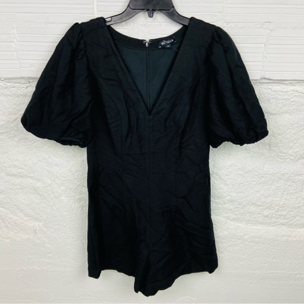 NWOT EXPRESS black linen puff sleeve V neck romper size small